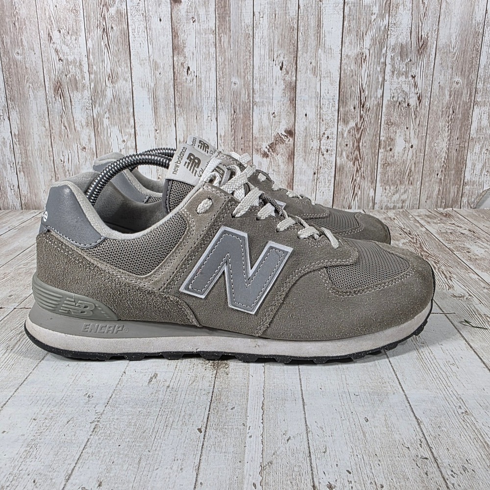 New Balance 574 Core Mens Grey White Suede Sneakers ML574EVG Size 10